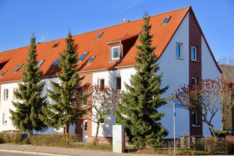 Hausansicht Neubrandenburg Neubrandenburg - Vogelviertel Mehrfamilienhaus HORN IMMOBILIEN ++ VERKAUFT! Neubrandenburg Mehrfamilienhaus voll vermietet