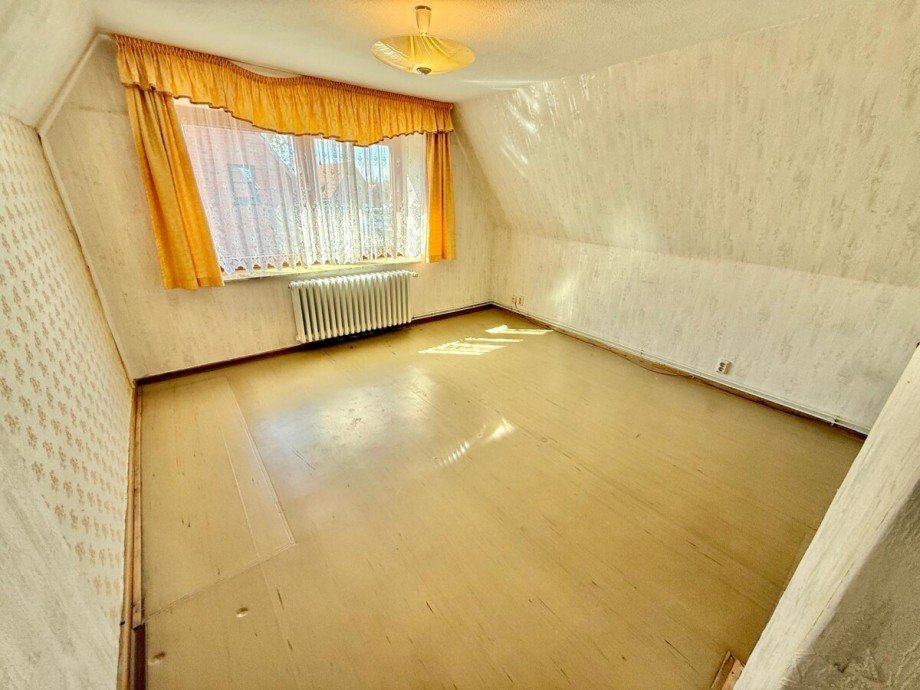 Zimmer Doppelhaush�lfte Neubrandenburg