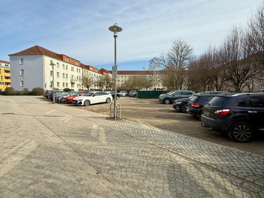 Parkfl�che Gemeinschaft Etagenwohnung Neubrandenburg