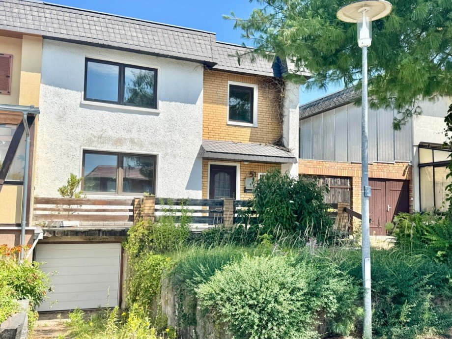 Hausansicht Doppelhaush�lfte Neubrandenburg