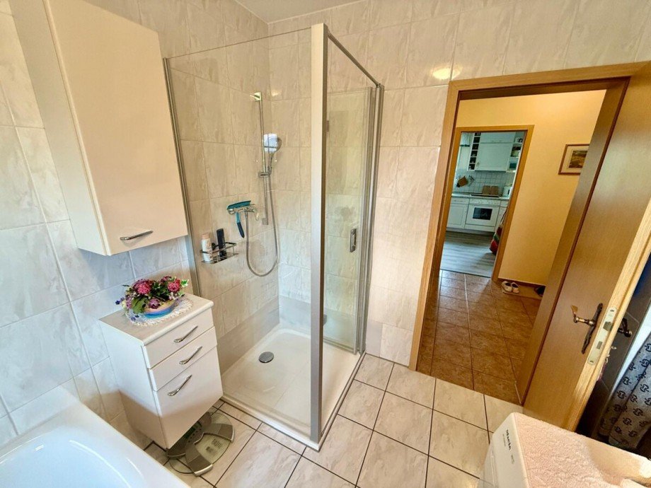 Dusche Maisonettewohnung Neubrandenburg