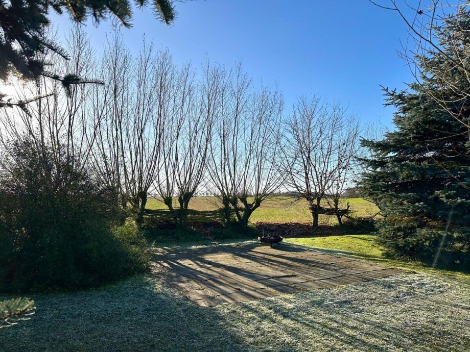 Aufstellfl�che Au�enpool Einfamilienhaus G�ritz