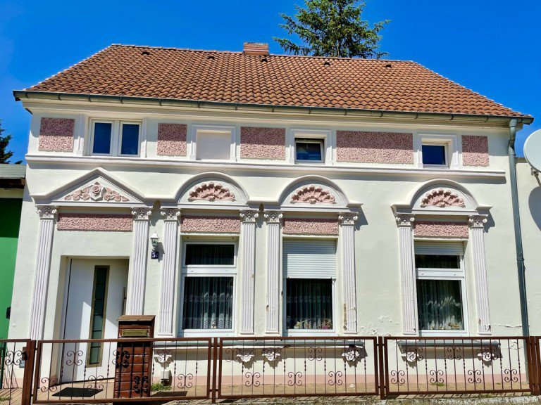 Ein Haus in Torgelow mit 2 Wohnungen Torgelow Haus HORN IMMOBILIEN ++VERKAUFT++ Torgelow h�bsches Haus f�r die junge Familie mit zwei Wohnungen
