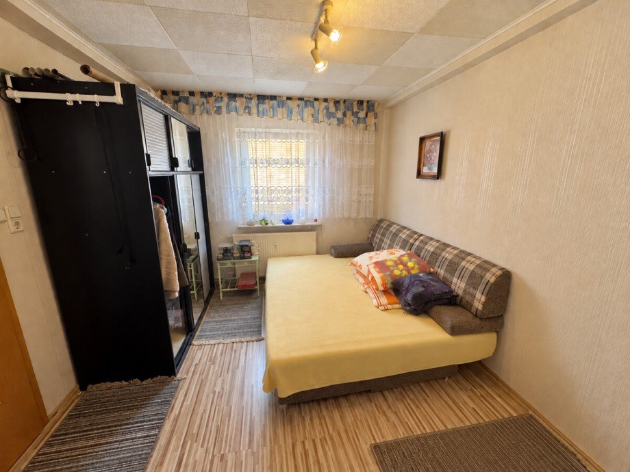 Zimmer Dachgeschoss Haus Neubrandenburg / S�dstadt