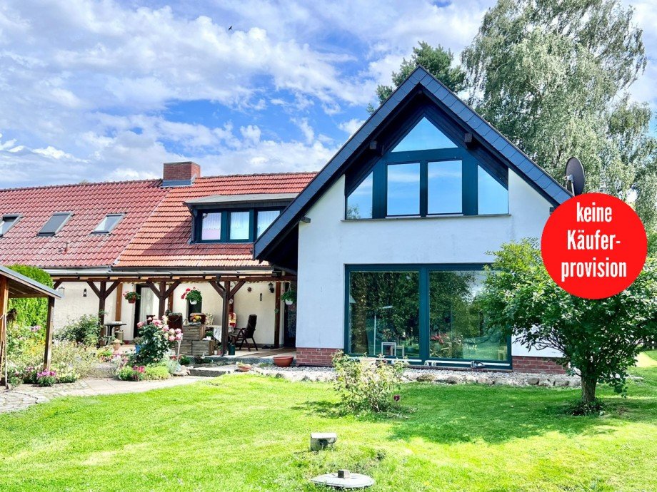 Hausansicht Glienke Doppelhaush�lfte Friedland OT Glienke