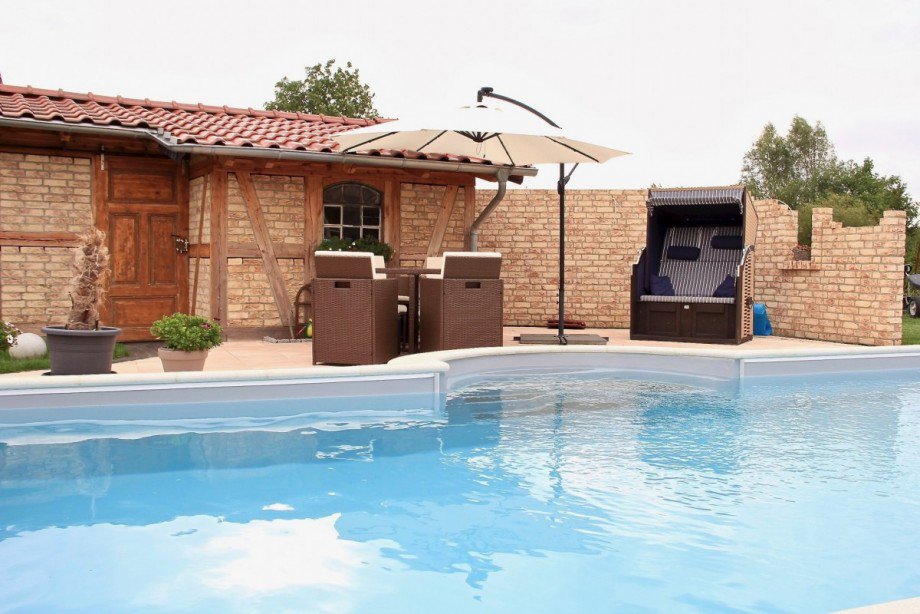 beheizbarer Pool Einfamilienhaus L�cknitz