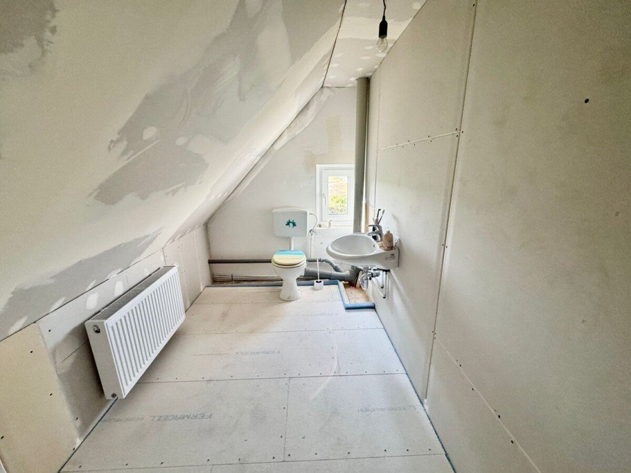 WC Dachgeschoss Einfamilienhaus Kublank
