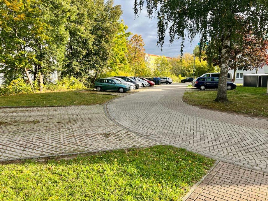 Parkpl�tze Erdgeschosswohnung Neubrandenburg