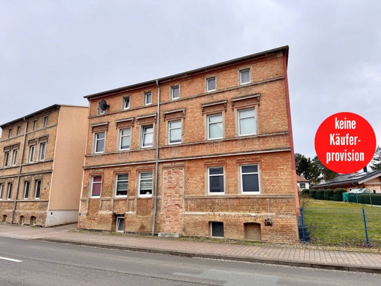 Hausansicht Strasburg Mehrfamilienhaus HORN IMMOBILIEN ++ Mehrfamilienhaus in Strasburg, lassen Sie Ihr Geld doch nicht auf der Bank liegen