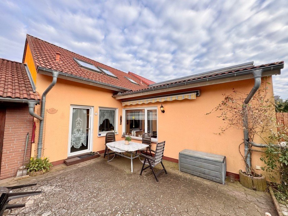 Terrasse Doppelhaush�lfte Friedland
