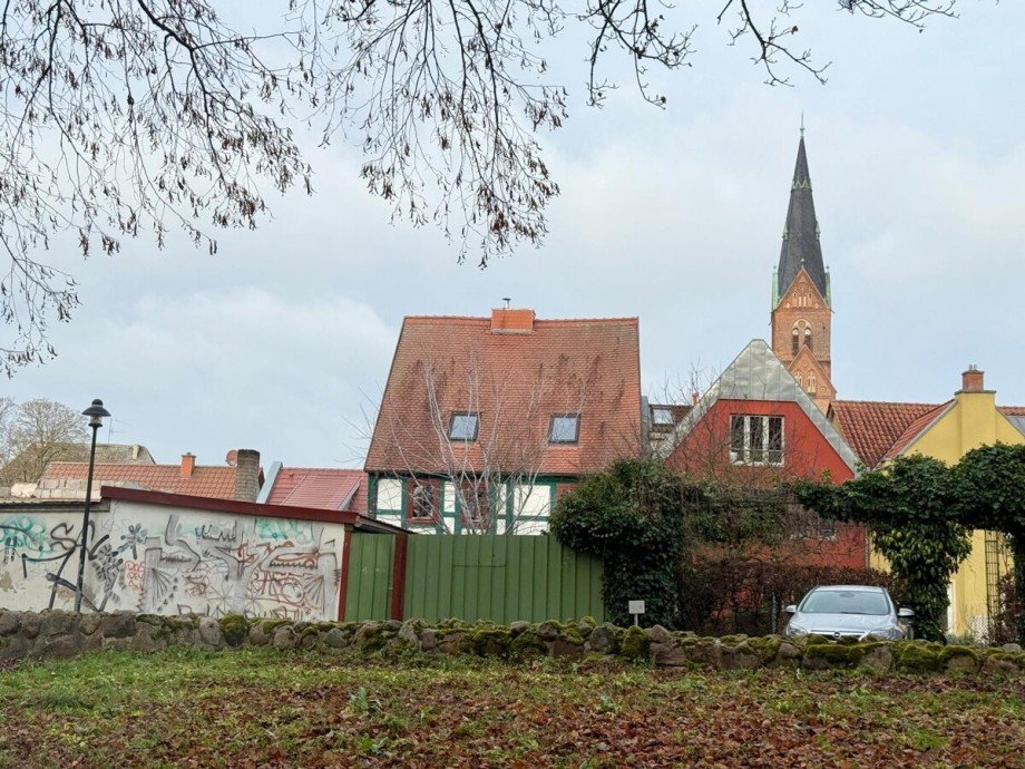 R�ckseite Einfamilienhaus Friedland