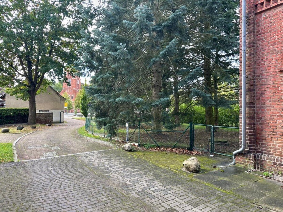 Zuwegung Mehrfamilienhaus Eggesin