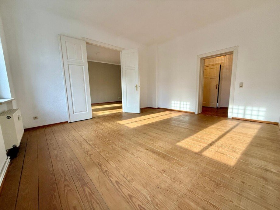 Zimmer I Erdgeschosswohnung Neubrandenburg