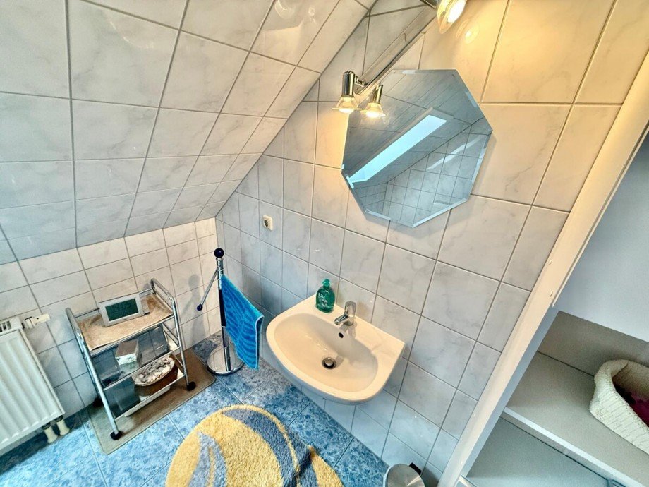 Badezimmer DG Maisonettewohnung Neubrandenburg