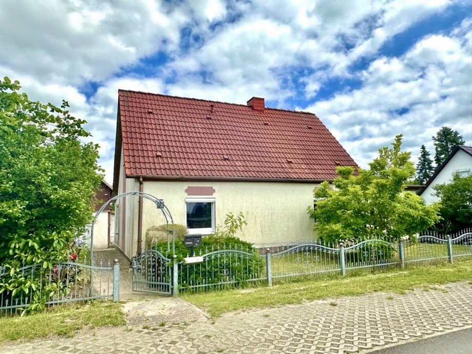 Hausansicht Einfamilienhaus Krackow / Lebehn