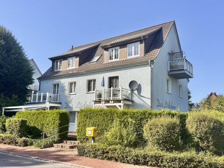 Hausansicht Rechlin - Rechlin Mehrfamilienhaus HORN IMMOBILIEN ++ Rechlin an der M�ritz Mehrfamilienhaus voll vermietet