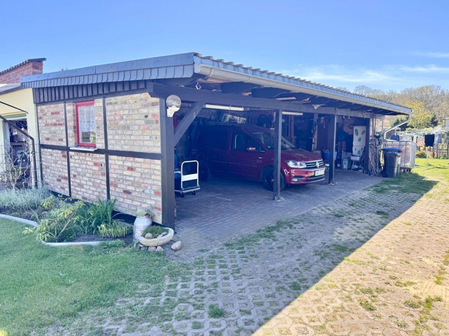 Carport Doppelhaush�lfte Leopoldshagen