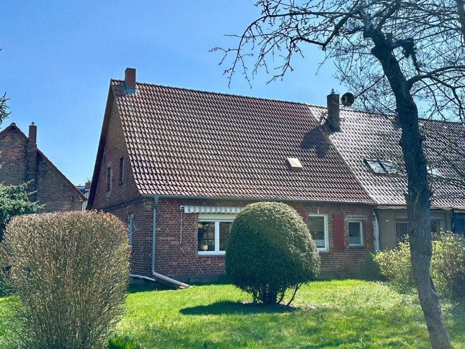 Hausansicht Hofseite Doppelhaush�lfte Wilhelmsburg