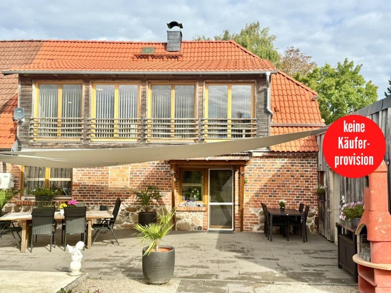 Hausansicht vom Grundst�ck M�llenhagen Doppelhaush�lfte HORN IMMOBILIEN ++ traumhaftes Grundst�ck und tolles Haus mit vielen Extras bei M�llenhagen