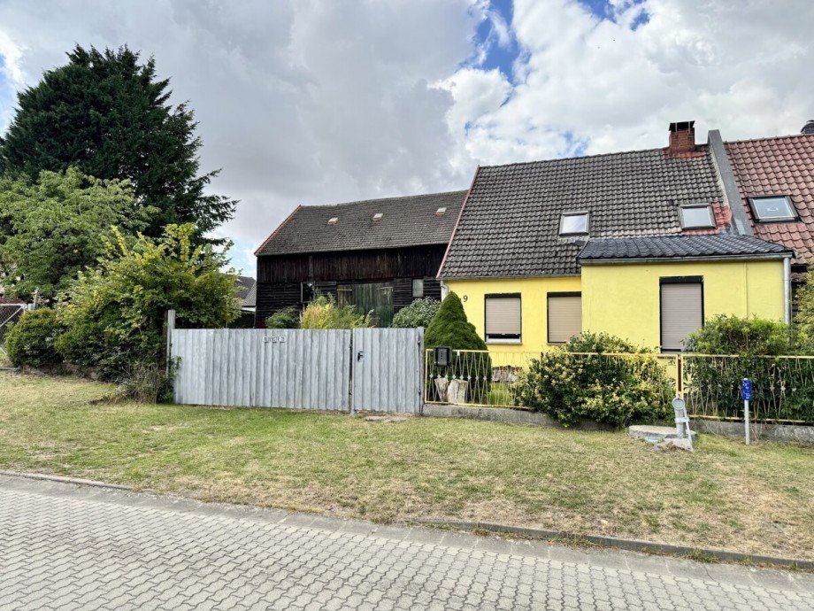 Hausansicht Doppelhaush�lfte Gartz (Oder) / Hohenreinkendorf