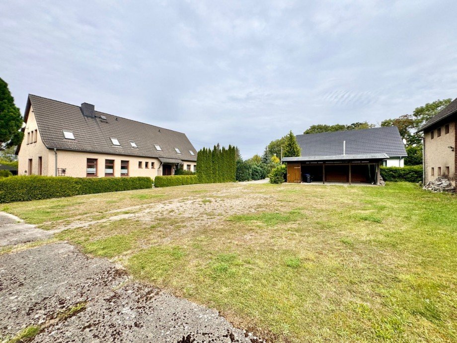 das Grundst�ck Haus Gro� Nemerow