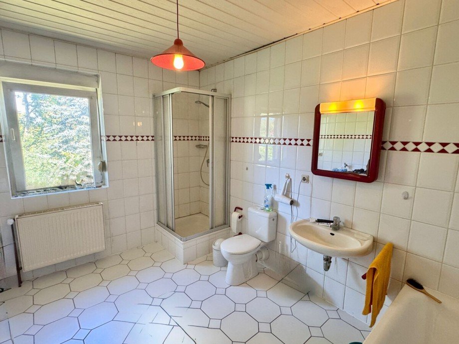 Bad Dachgeschoss Einfamilienhaus M�llenbeck