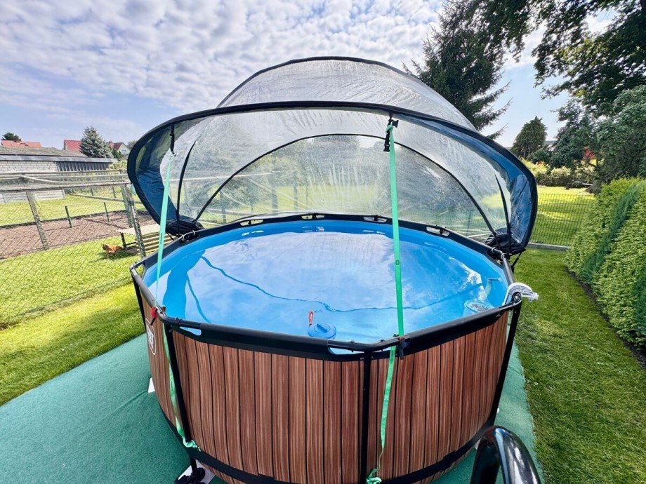 Pool Einfamilienhaus Ueckerm�nde