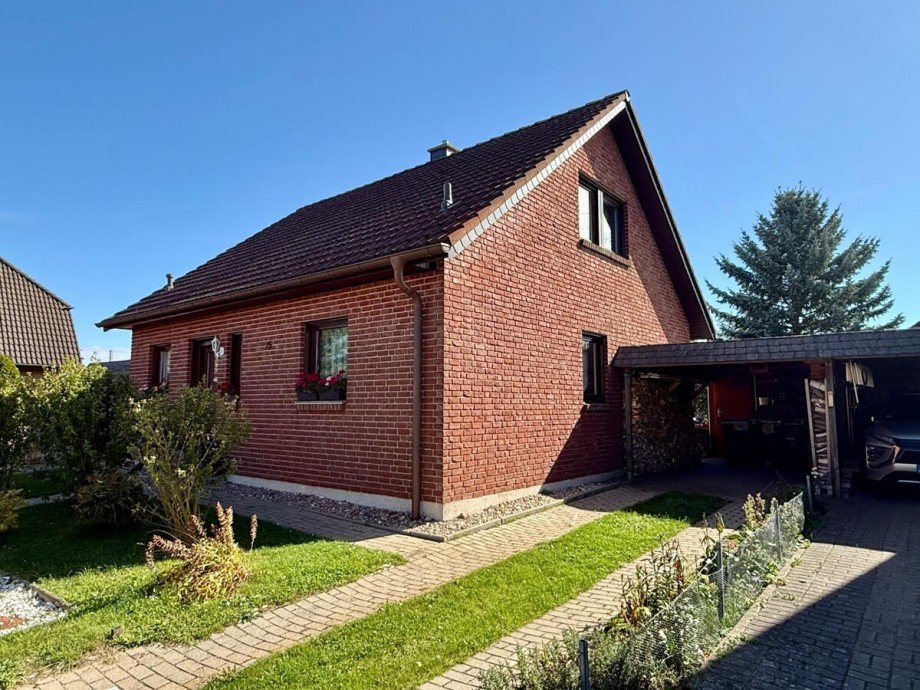 Giebelseite Einfamilienhaus Ihlenfeld