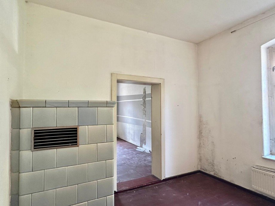 Durchgangszimmer Mehrfamilienhaus Eggesin