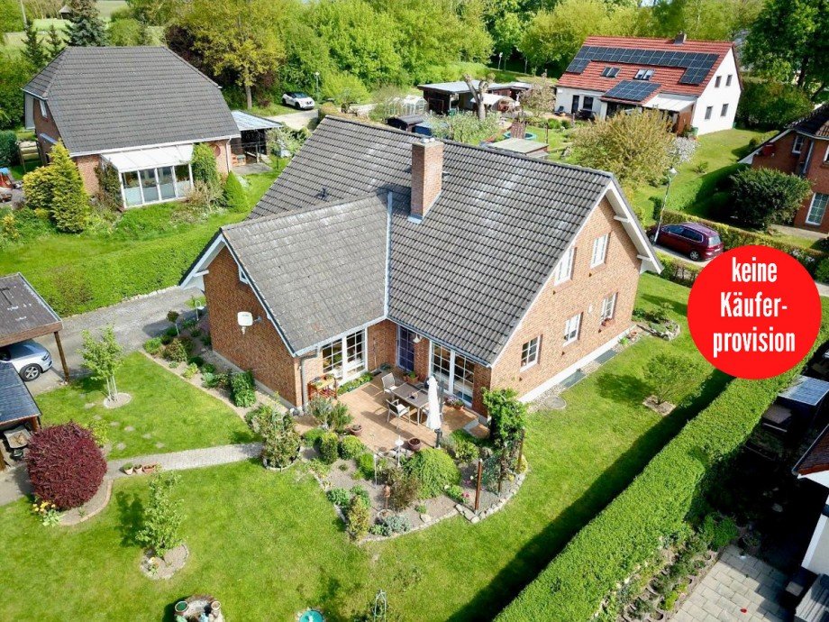 Hausansicht Luftbild Einfamilienhaus Gro� Nemerow / Krickow