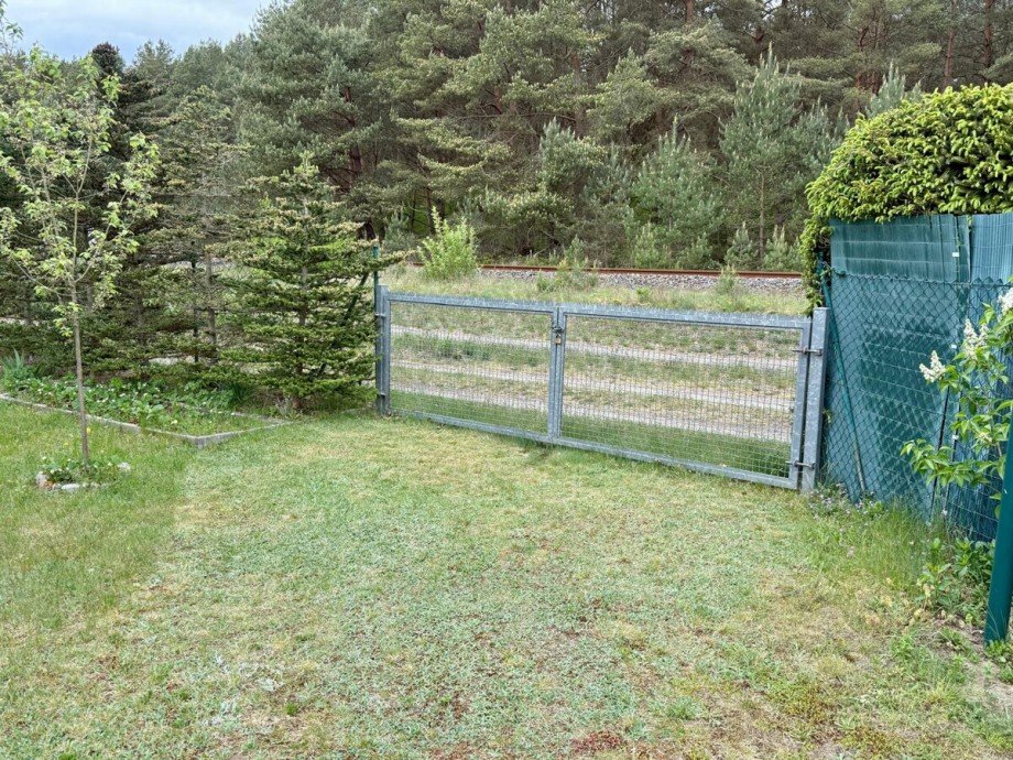 Zufahrt Garten Reihenmittelhaus Wesenberg