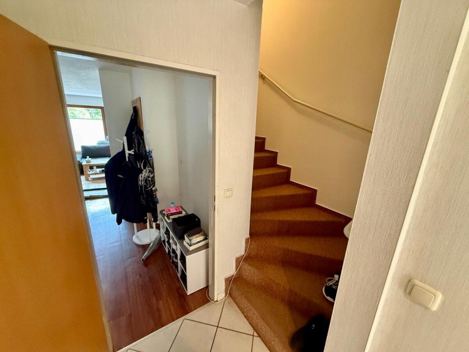 Treppe zum OG Reihenmittelhaus Neubrandenburg