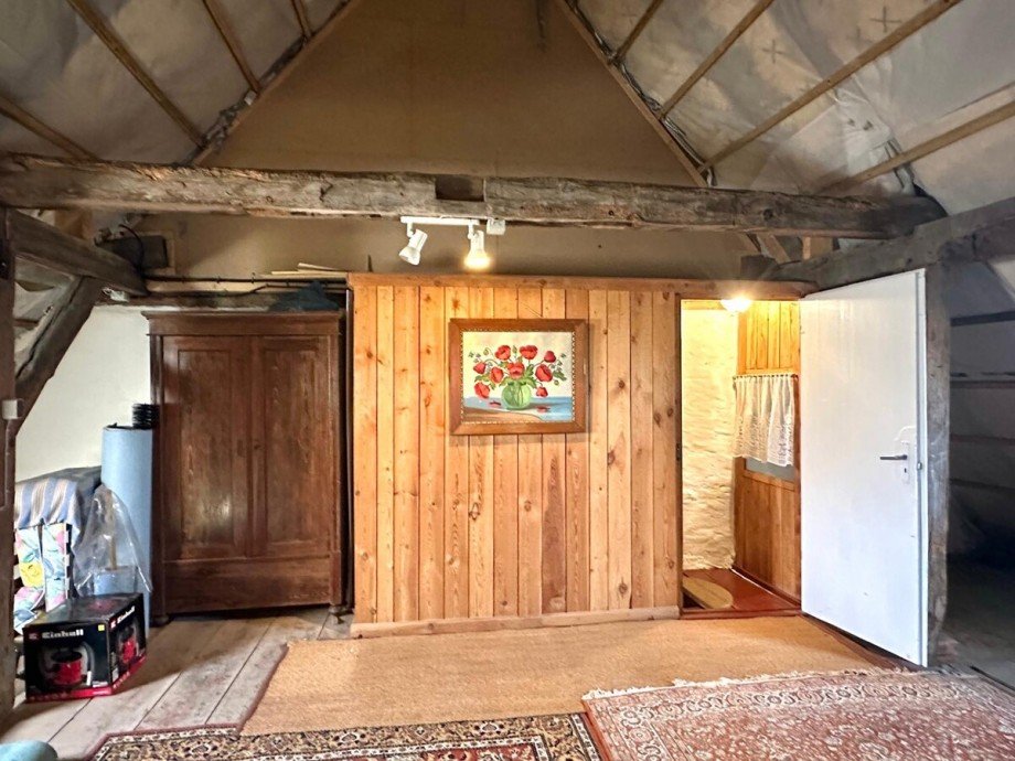 Dachboden Doppelhaush�lfte Wilhelmsburg