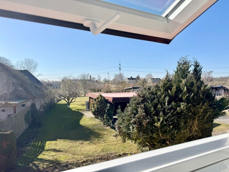 Blick aus dem Dachgeschoss Doppelhaush�lfte Blankenhof / Chemnitz
