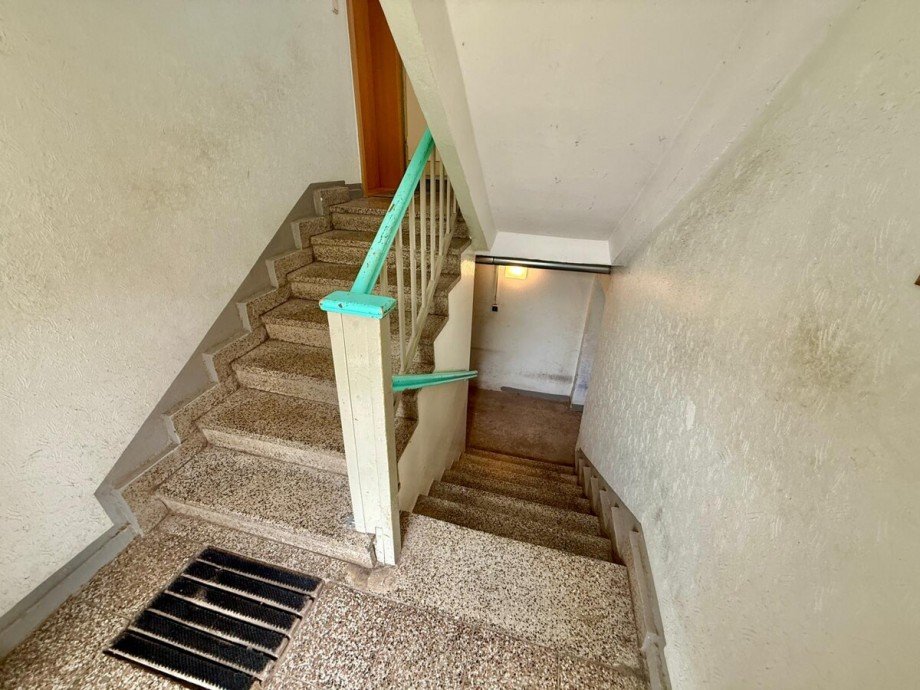Treppenhaus Etagenwohnung Neubrandenburg