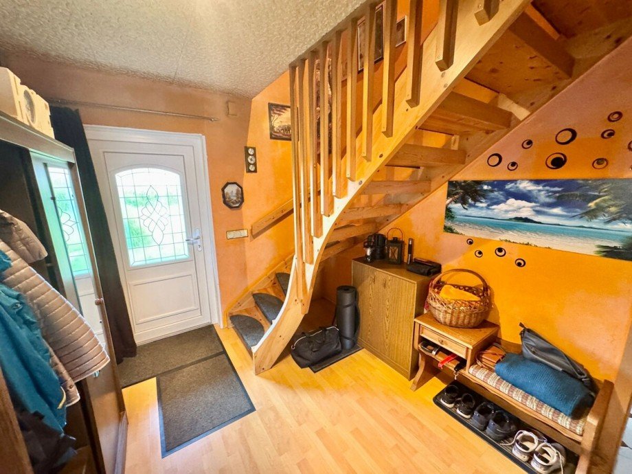 Flur und Treppe Einfamilienhaus Warlin