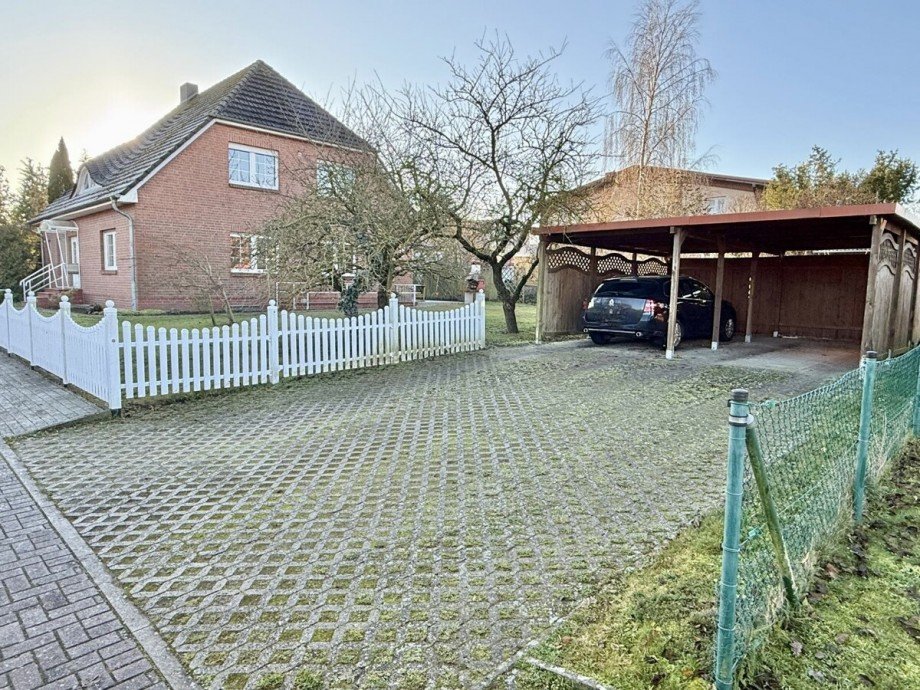 Doppelcarport Einfamilienhaus Neuendorf