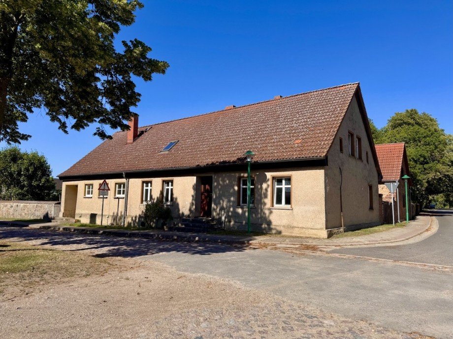 Einfamiliehaus in Cermzow Einfamilienhaus Carmzow-Wallmow / Cremzow