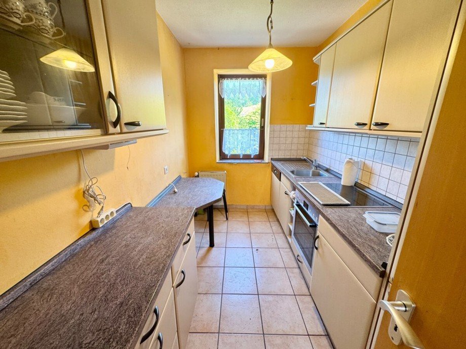 K�che mit Einbauk�che 1. Wohnung Zweifamilienhaus Neubrandenburg