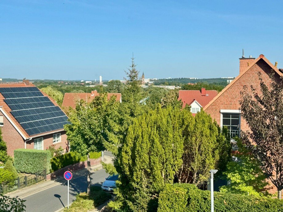 Blick von der K�che oder Wohnzimmer Einliegerwohnung Haus Neubrandenburg