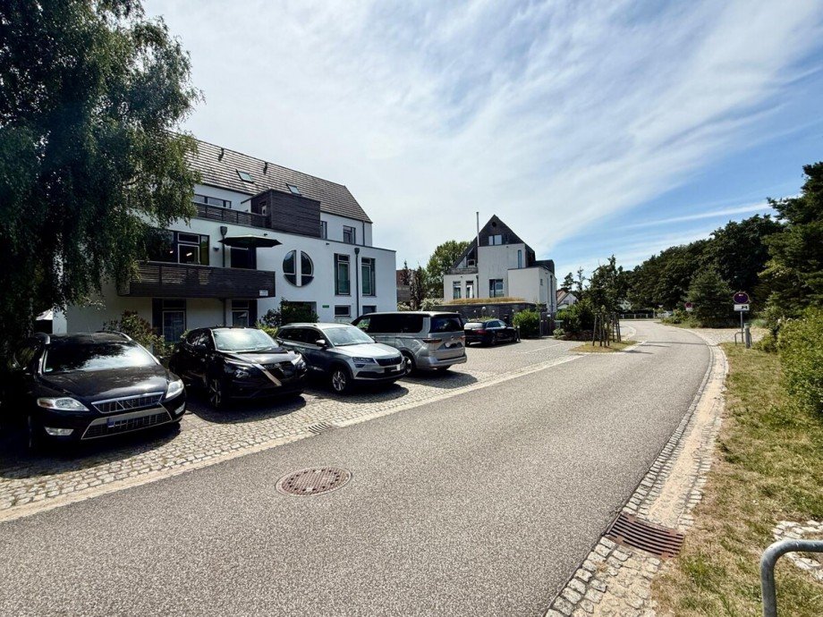 Stra�enansicht Etagenwohnung Karlshagen