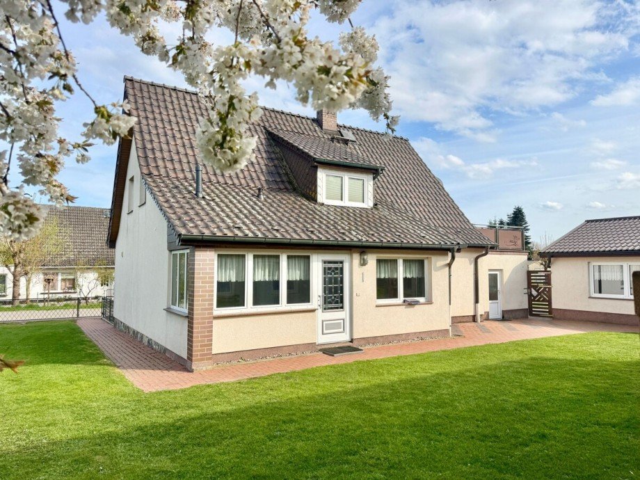 Hausansicht vom Grundst�ck Einfamilienhaus Werder OT Wodarg