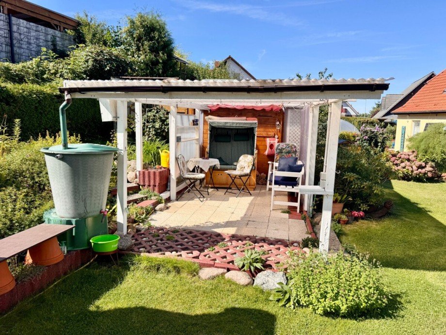 �berdachte Sonnenterrasse Haus Burg Stargard