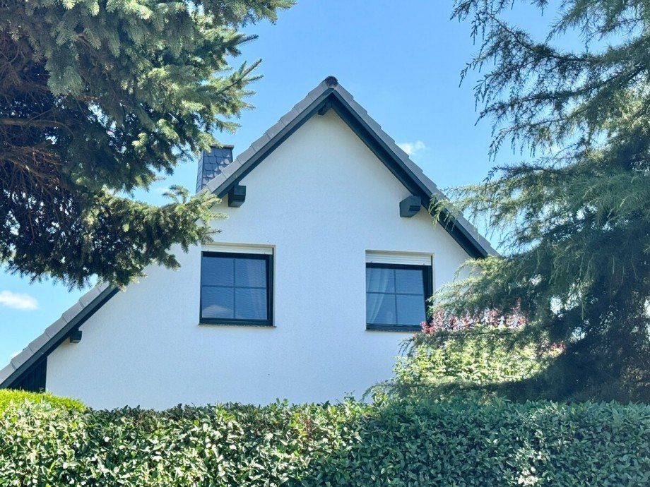 Giebelseite Einfamilienhaus Podewall