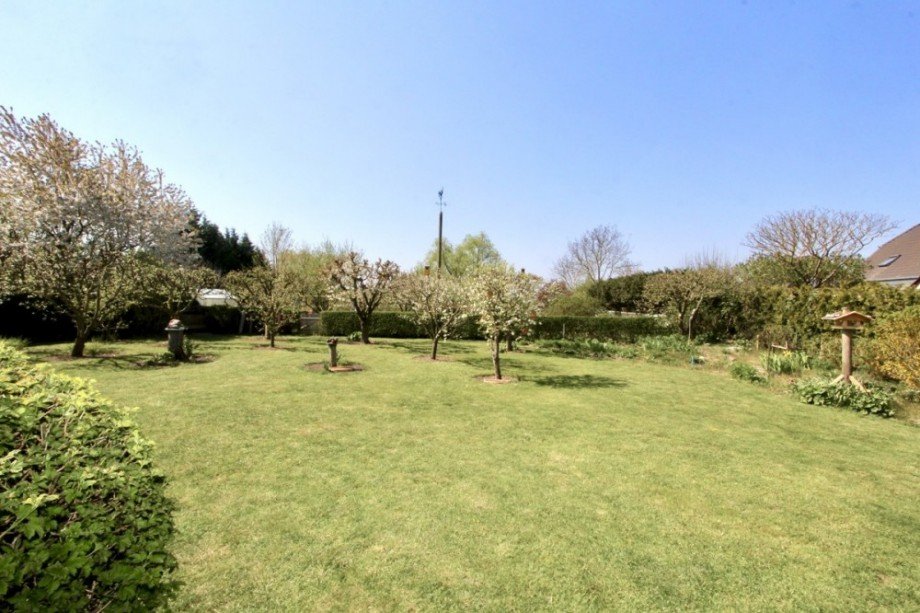 das Grundst�ck Einfamilienhaus Mallin