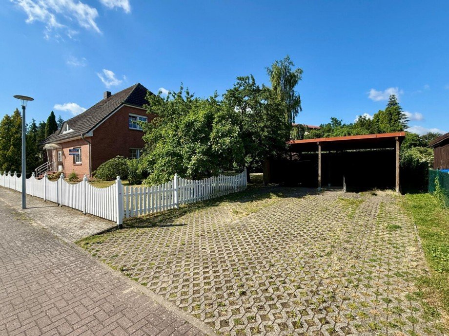 Doppelcarport Einfamilienhaus Neuendorf