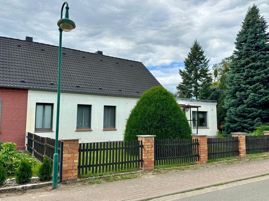 Hausansicht Einfamilienhaus Eichhof