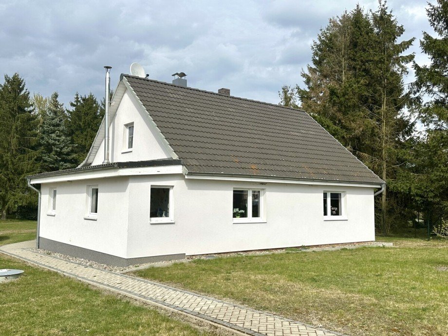 Hausansicht Einfamilienhaus Friedland / Jatzke