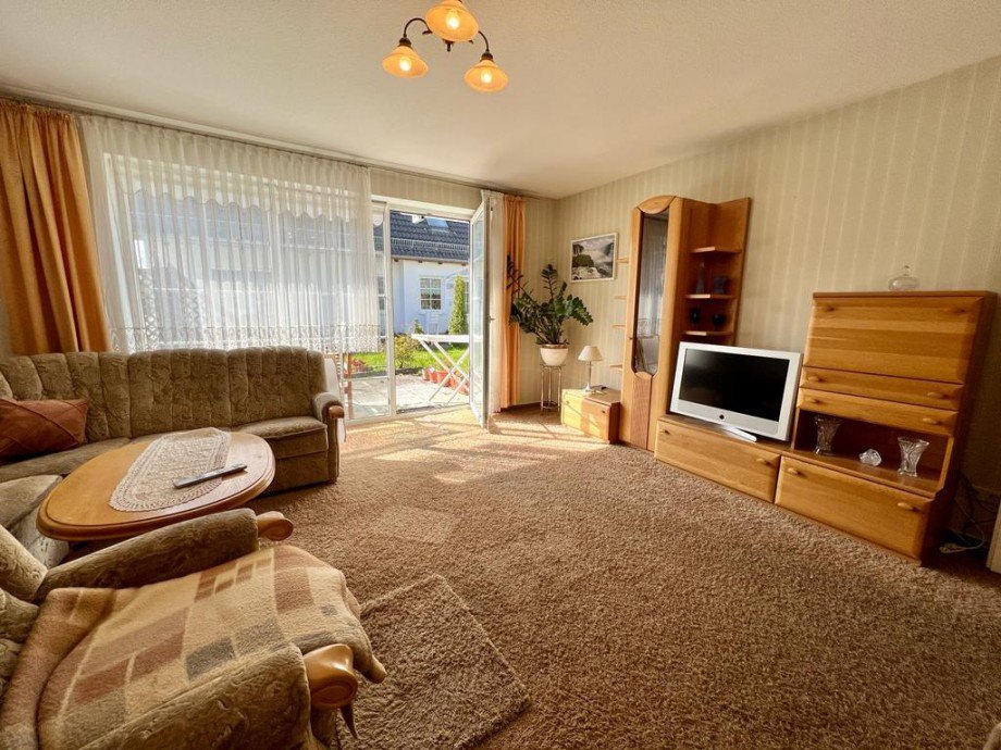 Wohnzimmer mit Terrassenausgang Erdgeschosswohnung Neubrandenburg