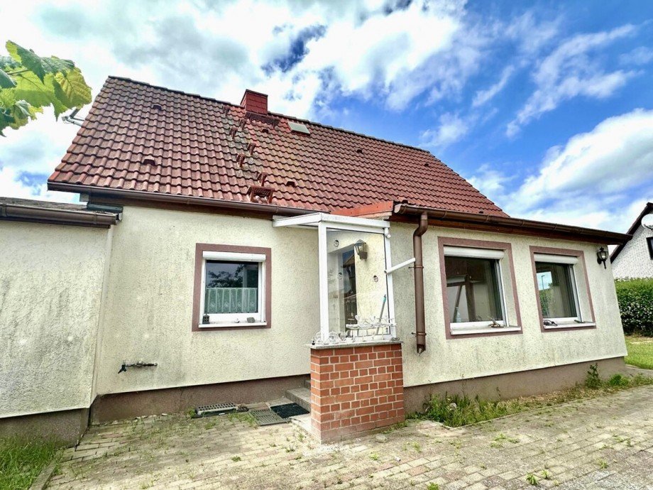 Hausansicht Einfamilienhaus Krackow / Lebehn
